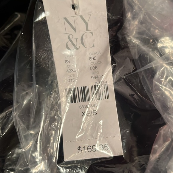 NWT $169 size XS/S faux fur black New York & Co jacket - Picture 10 of 12